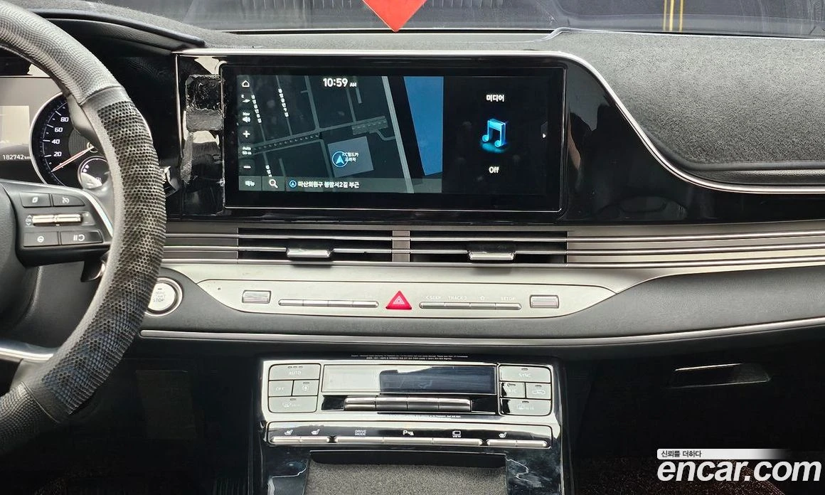 Hyundai Grandeur 3.0 LPi, снимка 14 - Автомобили и джипове - 56156103