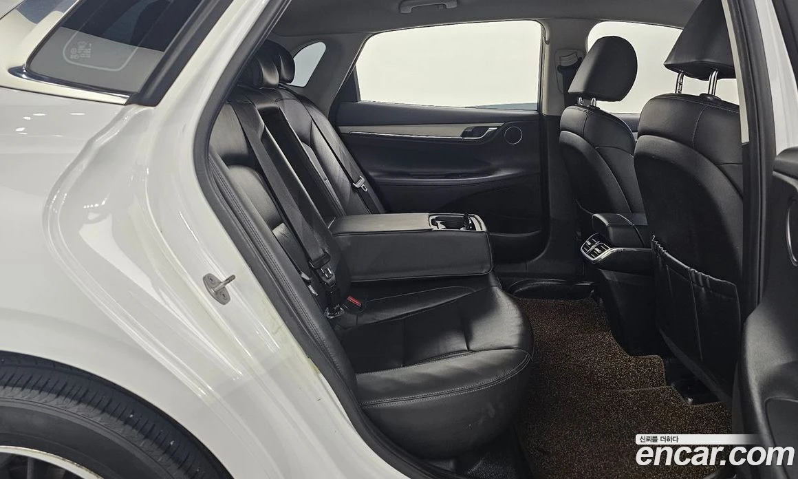 Hyundai Grandeur 3.0 LPi, снимка 11 - Автомобили и джипове - 56156103