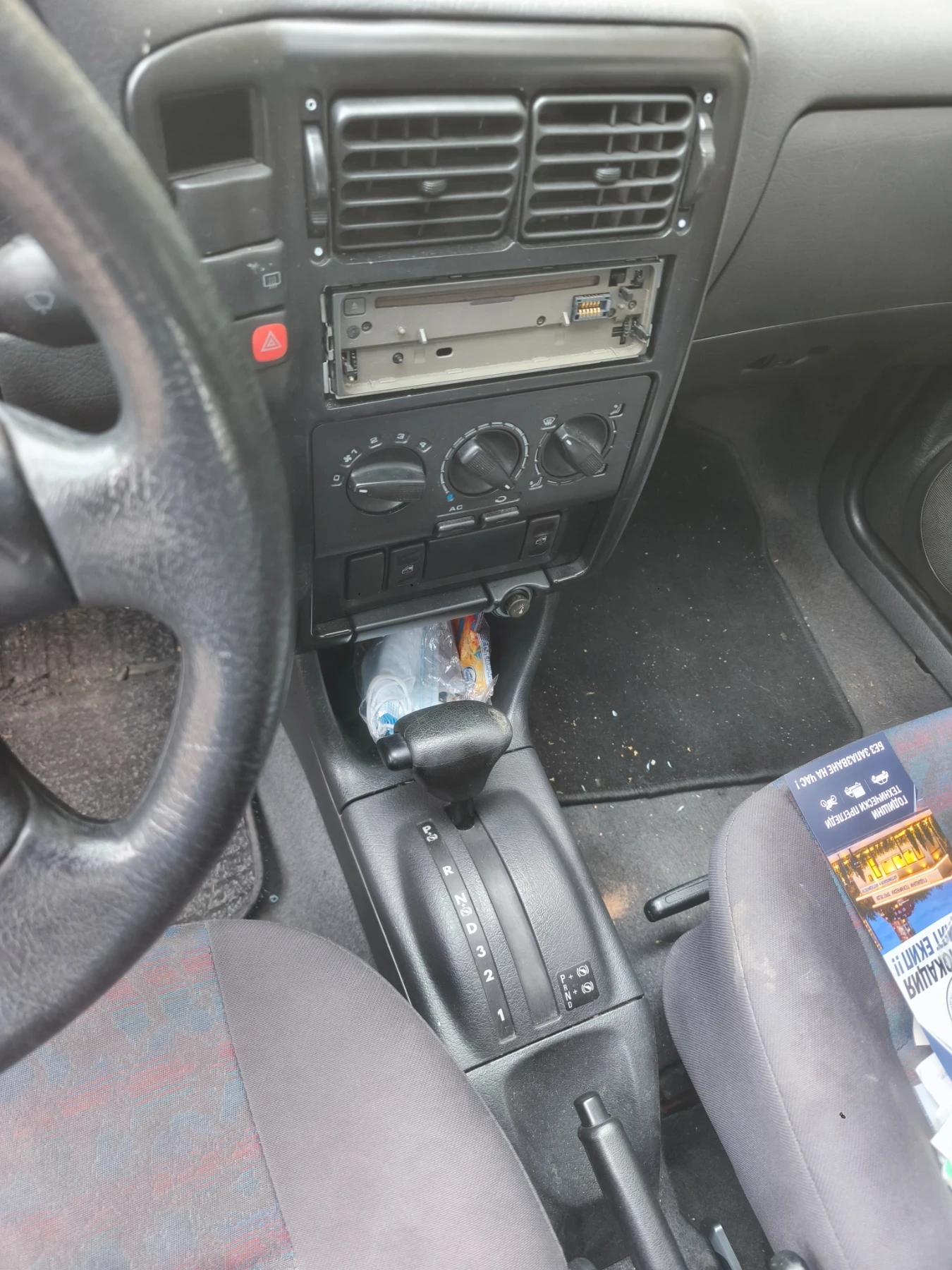 VW Polo, снимка 7 - Автомобили и джипове - 56662736