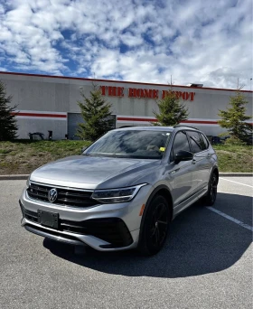 VW Tiguan R-LINE * CARPLAY * ДИГИТАЛНО ТАБЛО * ПАНОРАМА * , снимка 1