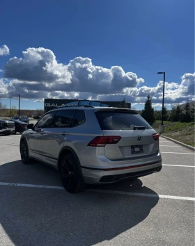 VW Tiguan R-LINE * CARPLAY * ДИГИТАЛНО ТАБЛО * ПАНОРАМА * , снимка 3