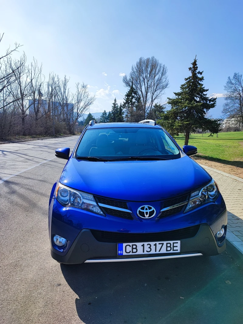 Toyota Rav4 XLE 4X4 AWD, снимка 1 - Автомобили и джипове - 48716582