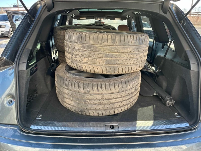 Audi Q7 3.0T Technik  CARFAX, снимка 13 - Автомобили и джипове - 52919348