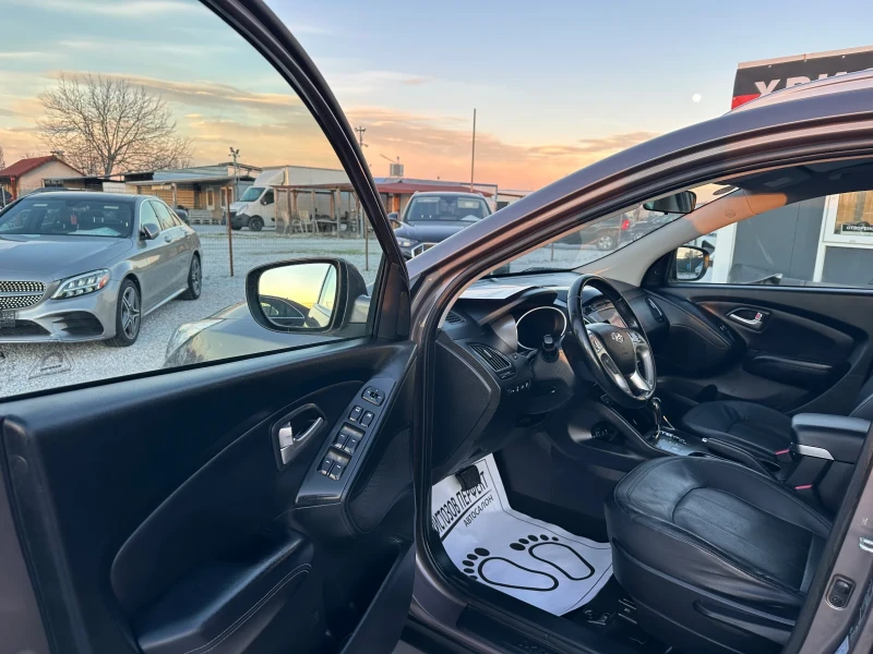 Hyundai IX35 2.0 CRDI, 4WD, 184к.с, Кожа, АВТОМАТ, НАВИ, ТОП!!!, снимка 11 - Автомобили и джипове - 52957375