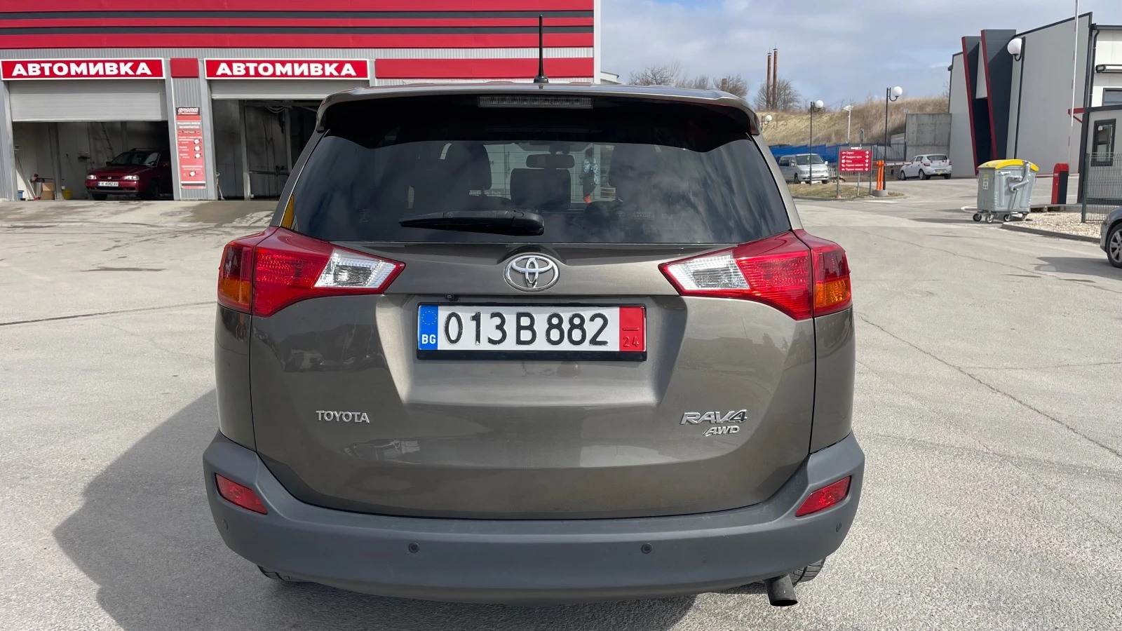 Toyota Rav4 2.2 NAVI- КАМЕРА - изображение 6