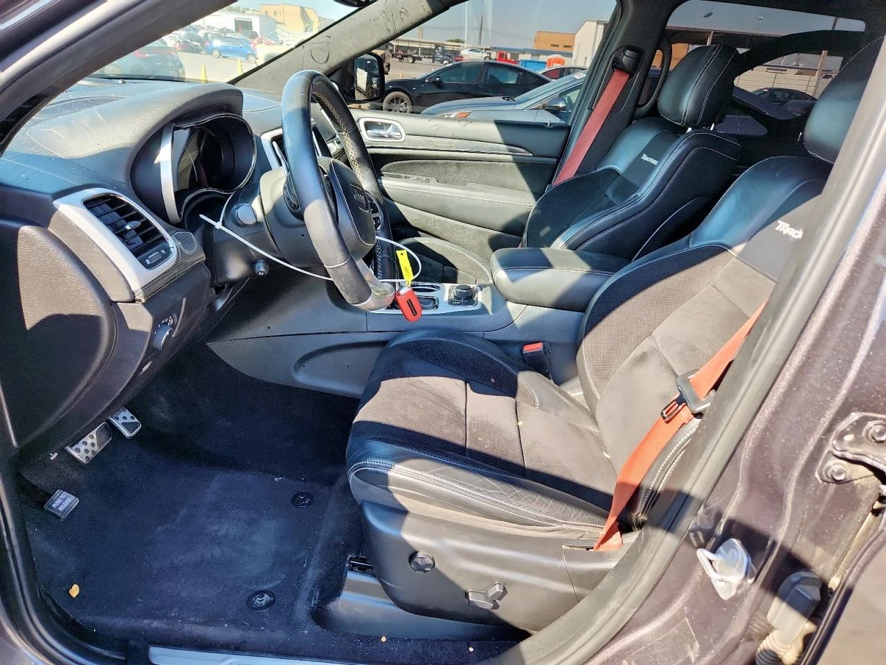 Jeep Grand cherokee TRACKHAWK / 6.2 SUPERCHARGER  - изображение 7