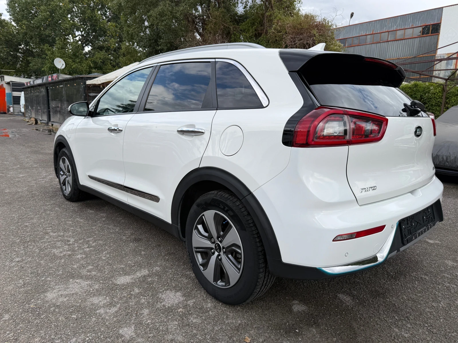 Kia Niro  - изображение 2