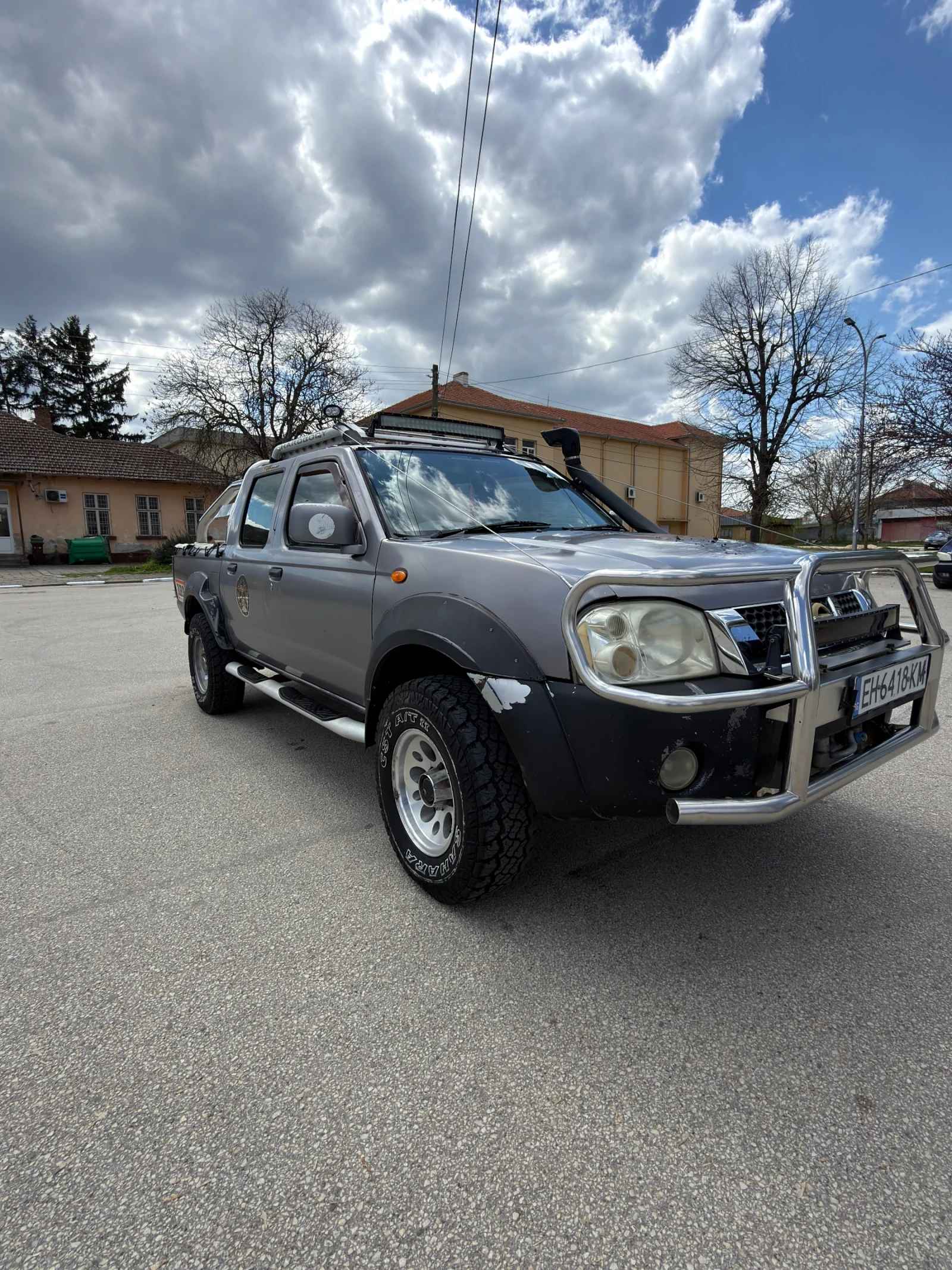 Nissan Navara, снимка 5 - Автомобили и джипове - 54149776