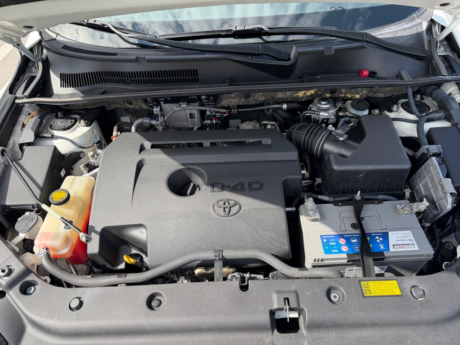 Toyota Rav4 2.2D4D* CROSSOVER* КРУИЗ * ЛИЗИНГ* ТОП СЪСТОЯНИЕ* , снимка 15 - Автомобили и джипове - 54154683