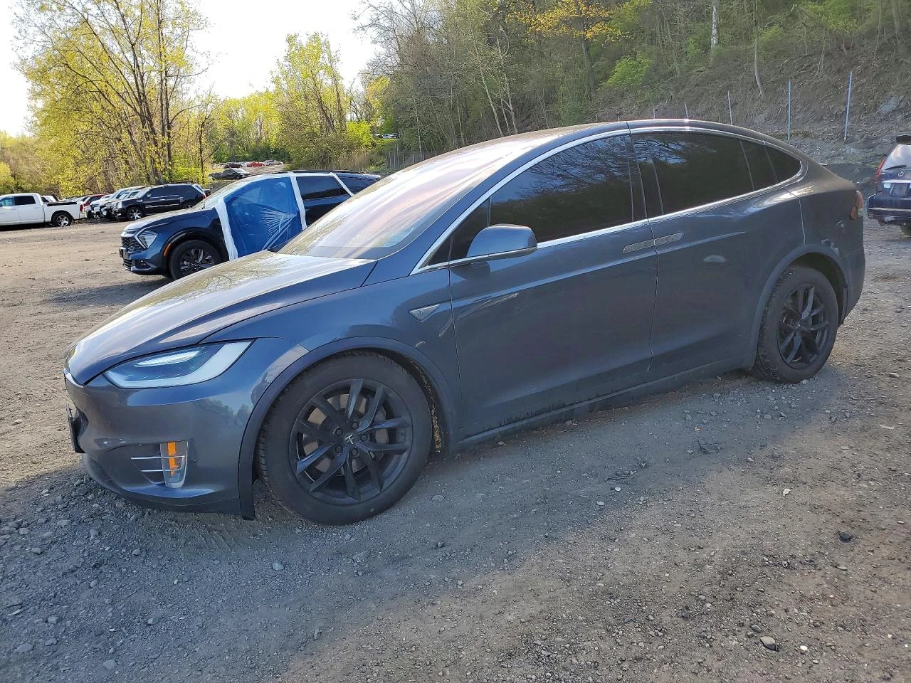 Tesla Model X 90D