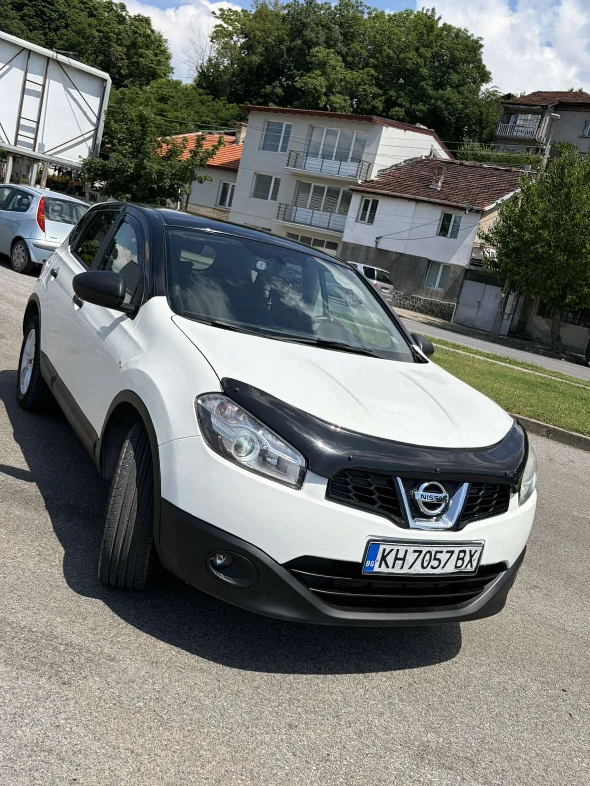 Nissan Qashqai 1.6 газ/бензин, снимка 2 - Автомобили и джипове - 54791532