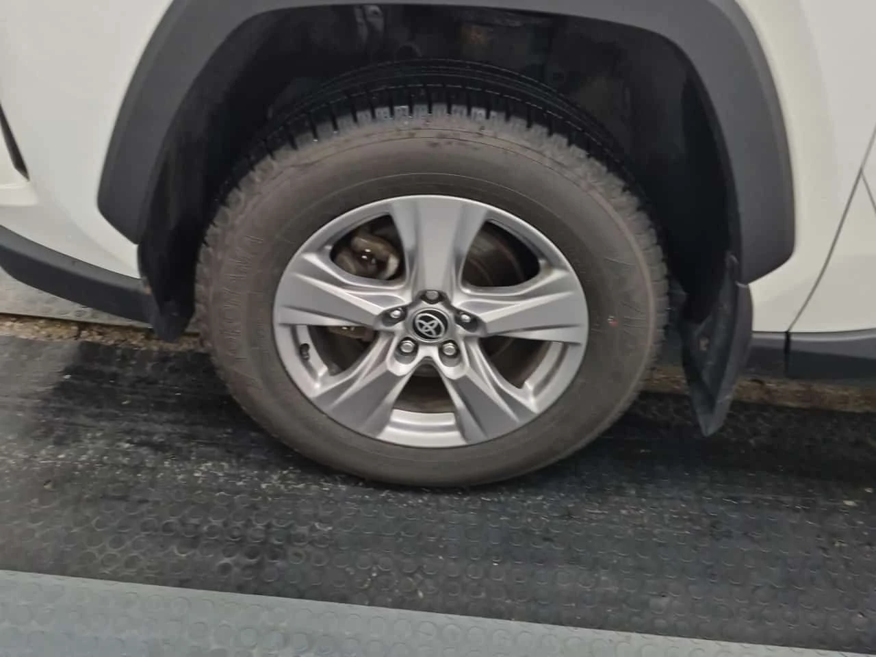 Toyota Rav4 * Hybrid XLE * CARFAX *  ОПЦИЯ ЗА ФИНАНСИРАНЕ, снимка 7 - Автомобили и джипове - 55425443
