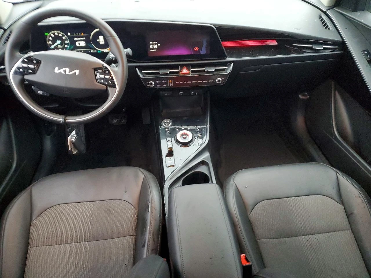 Kia Niro Wind , снимка 9 - Автомобили и джипове - 55553744