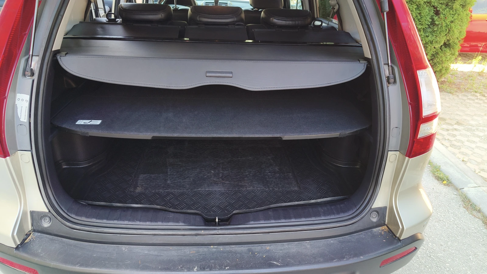 Honda Cr-v Executive, снимка 5 - Автомобили и джипове - 55672566