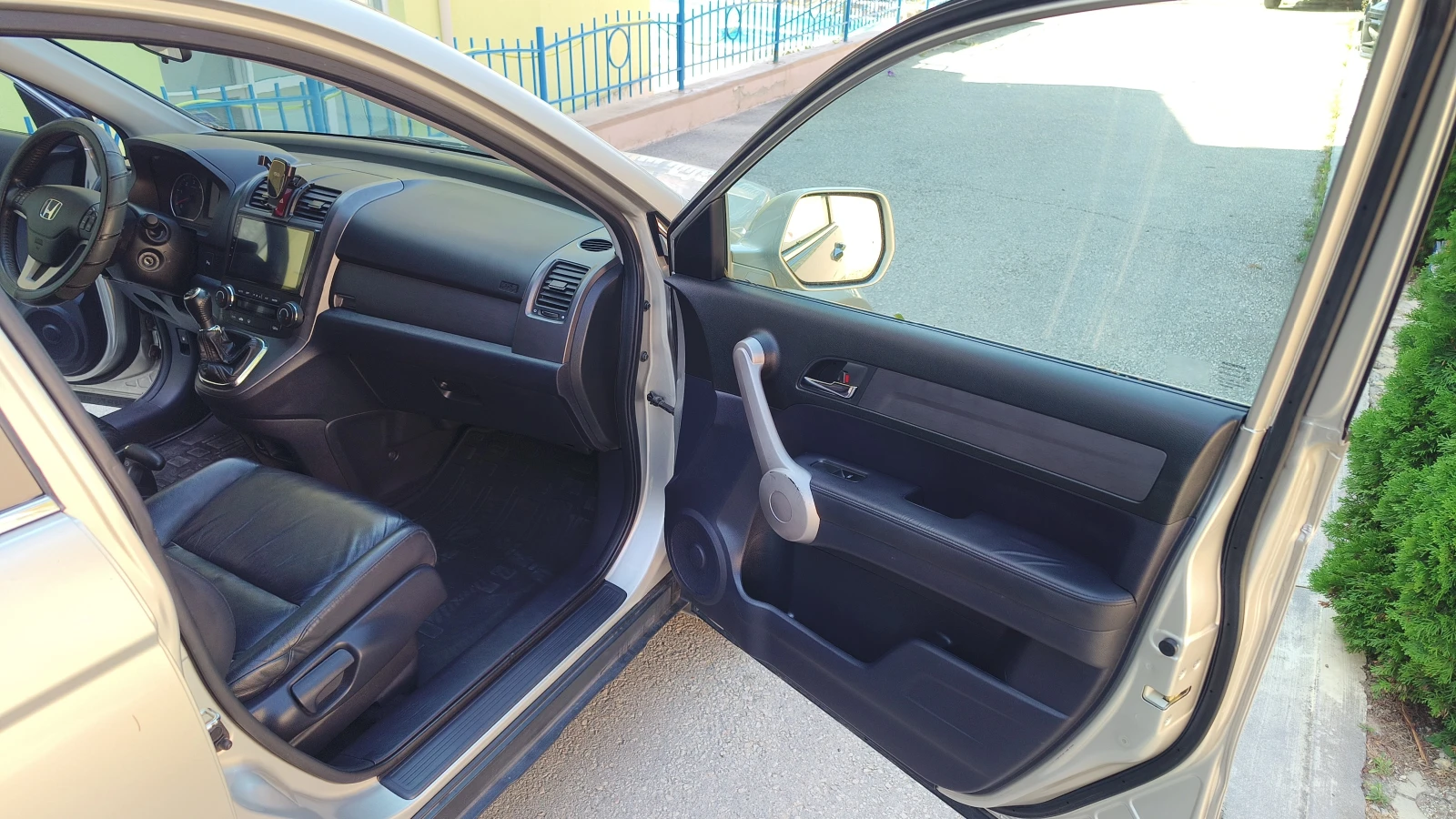 Honda Cr-v Executive, снимка 13 - Автомобили и джипове - 55672566