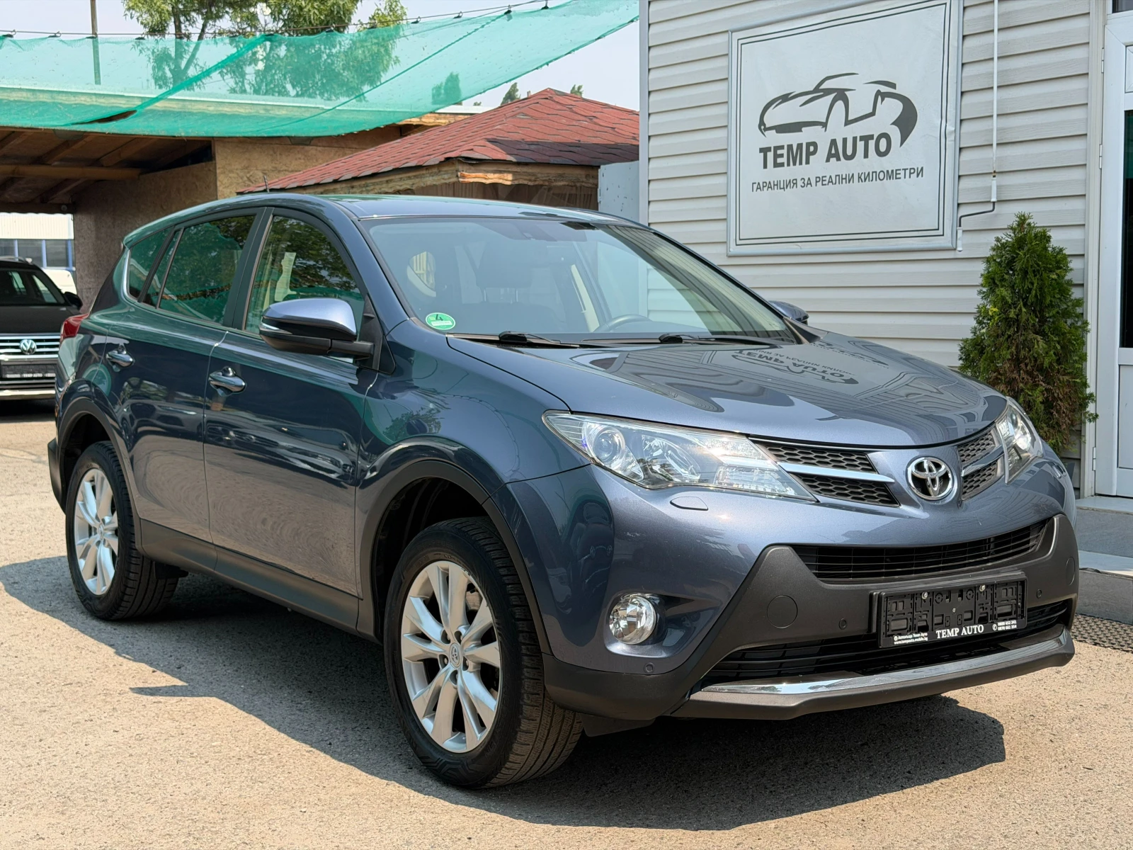 Toyota Rav4 2.0i* 4x4* СЕРВИЗНА КНИЖКА С ПЪЛНА ИСТОРИЯ В ТОЙОТ, снимка 3 - Автомобили и джипове - 55727312