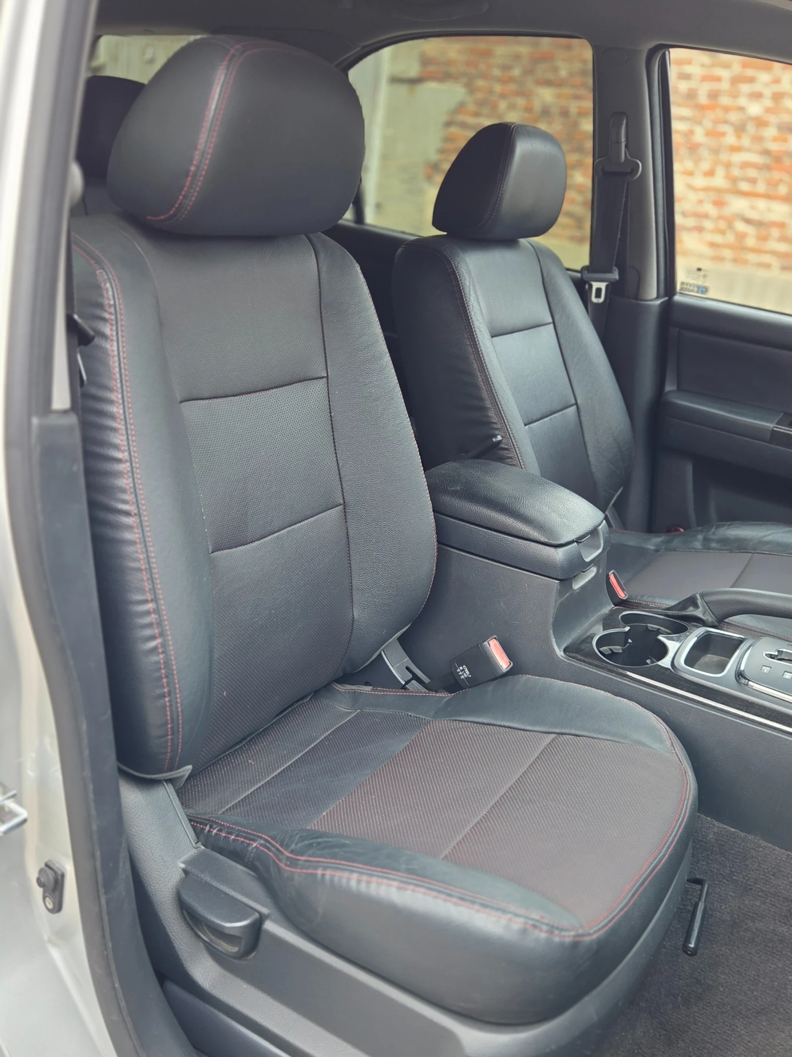 Kia Sorento 2.5CRDi 170к.с. FACELIFT, снимка 7 - Автомобили и джипове - 56161387