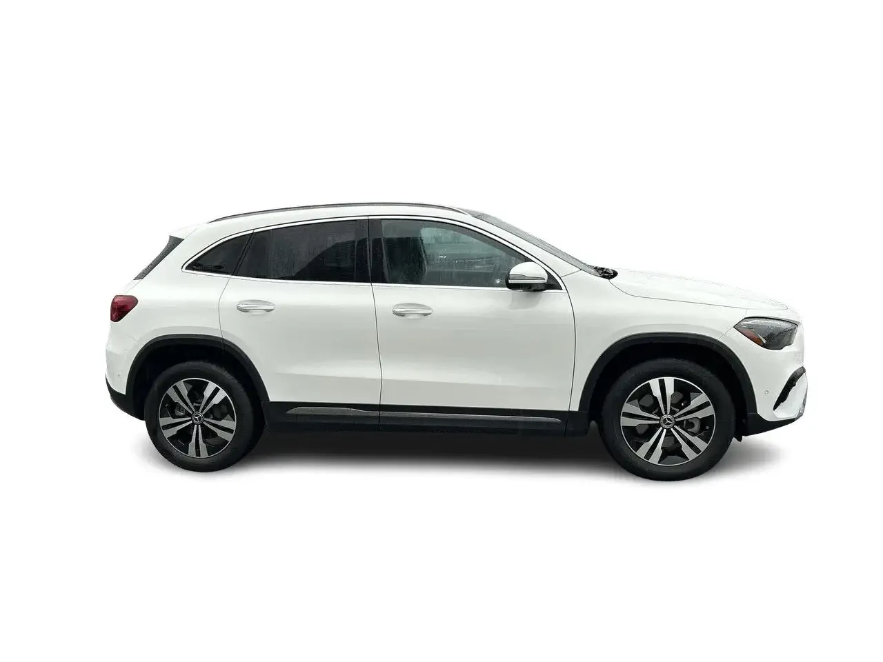 Mercedes-Benz GLA, снимка 16 - Автомобили и джипове - 56181055