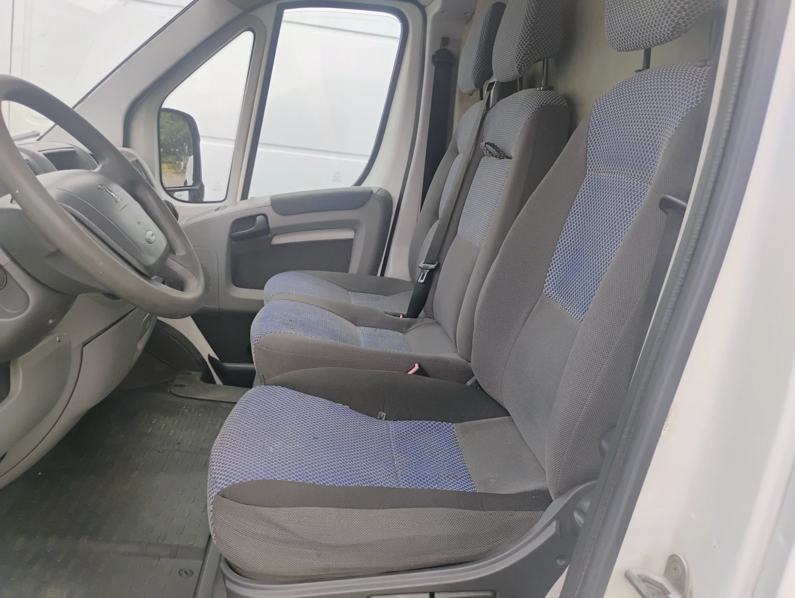 Peugeot Boxer 2.2 - изображение 6