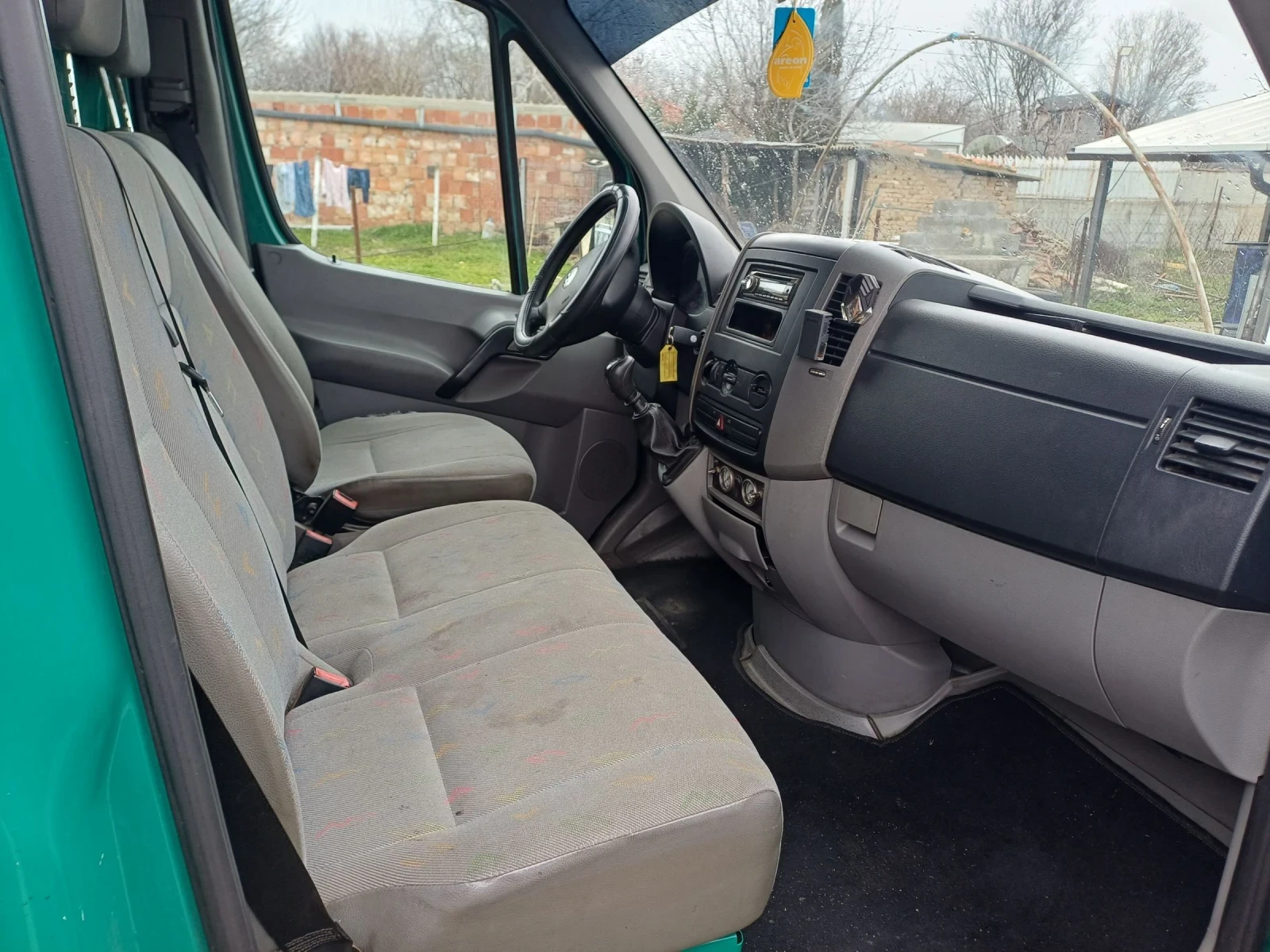 VW Crafter, снимка 11 - Бусове и автобуси - 53944279
