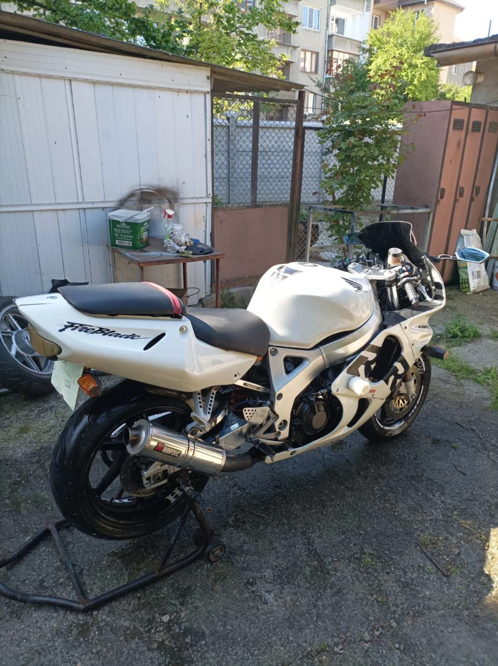 Honda Cbr 900 - изображение 7