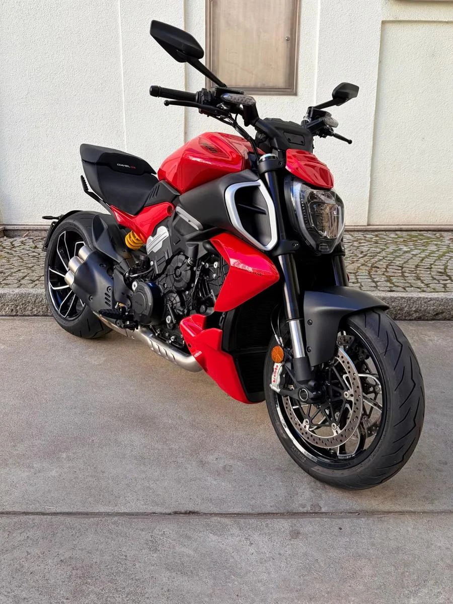 Ducati Diavel V4, 168 к.с., 1158 ссм, 03/2026, снимка 3 - Мотоциклети и мототехника - 55940995