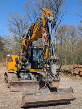 Багер Liebherr R 914 COMPACT LITRONIC ЛИЗИНГ, снимка 12