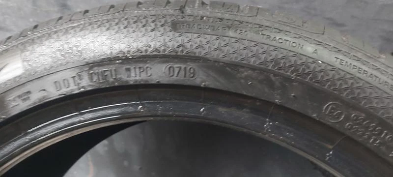 Гуми Летни 235/45R18, снимка 8 - Гуми и джанти - 34695983