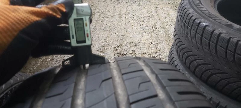 Гуми Летни 235/45R18, снимка 5 - Гуми и джанти - 34695983