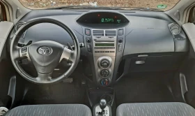 Toyota Yaris 1.3i automatik, снимка 11