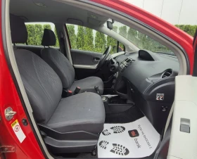 Toyota Yaris 1.3i automatik Fece Lift, снимка 13