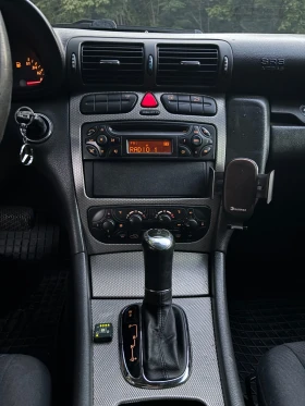 Mercedes-Benz C 200, снимка 6