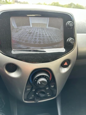 Toyota Aygo 1.0 автоматик, снимка 9