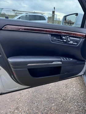 Mercedes-Benz S 350, снимка 10
