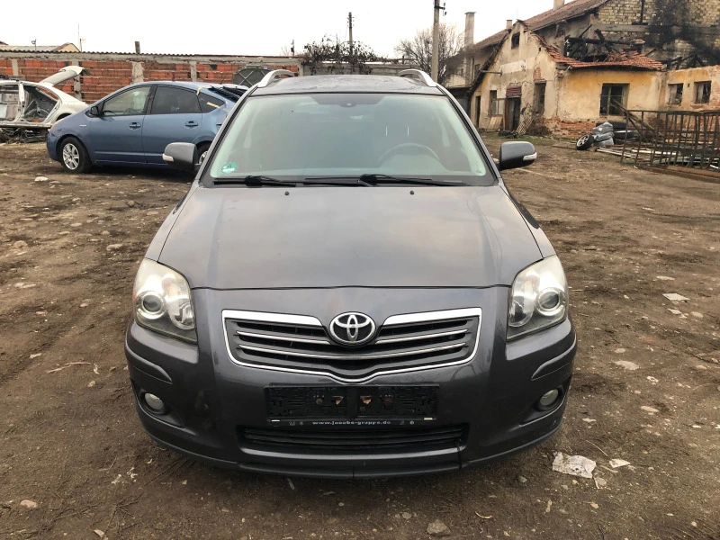 Toyota Avensis  2.2 D-CAT 177кс. НАД 150 БРОЯ НА ЧАСТИ, снимка 3 - Автомобили и джипове - 41260151