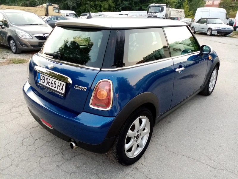 Mini Cooper 1.6 i 16V Facelift, снимка 4 - Автомобили и джипове - 47903500