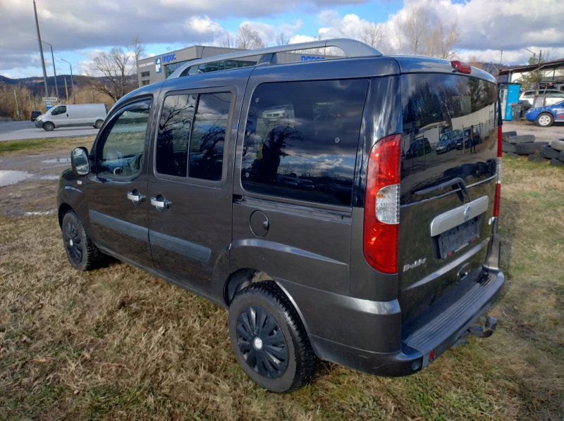 Fiat Doblo 1.9 JTD - Multijet , снимка 11 - Автомобили и джипове - 48085923