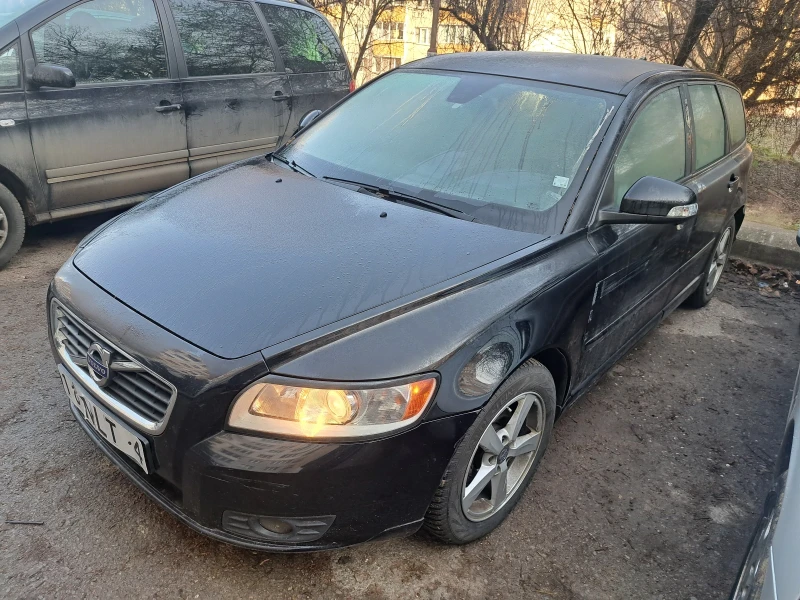 Volvo V50 1.6HDI, снимка 1 - Автомобили и джипове - 48196599