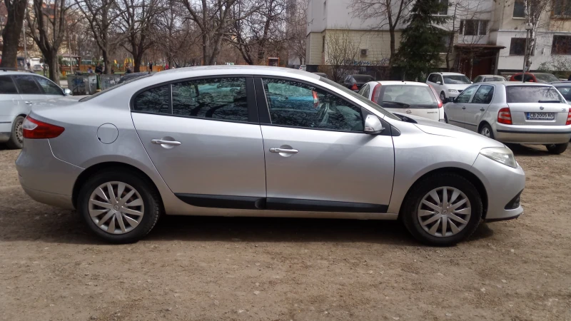 Renault Fluence, снимка 6 - Автомобили и джипове - 49449630