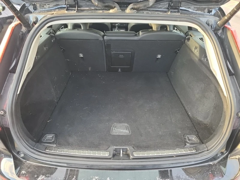 Volvo V60 * MOMENTUM * CARFAX * БЕЗ ПЪРВОНАЧАЛНА ВНОСКА, снимка 13 - Автомобили и джипове - 52615784