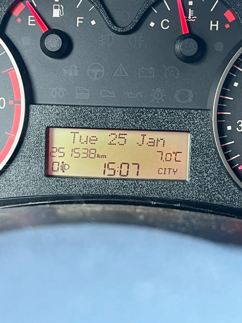 Fiat Stilo 1.9JTD* * * NOVI GUMI* * * VS PLATENO, снимка 8 - Автомобили и джипове - 52806017