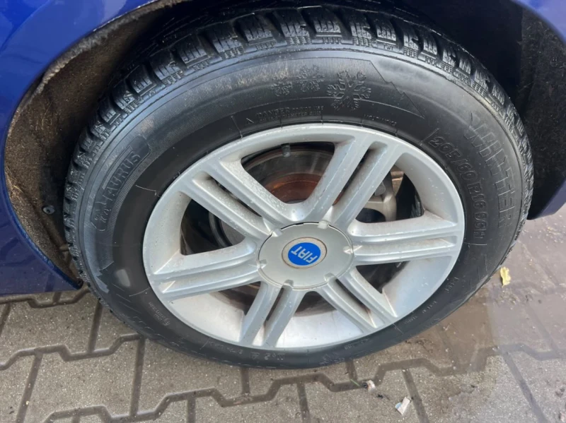 Fiat Stilo 1.9JTD* * * NOVI GUMI* * * VS PLATENO, снимка 9 - Автомобили и джипове - 52806017