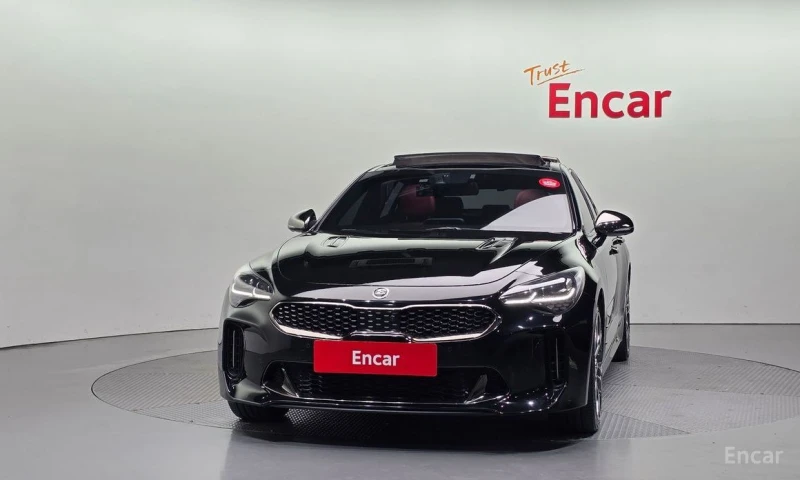 Kia Stinger, снимка 3 - Автомобили и джипове - 53459392