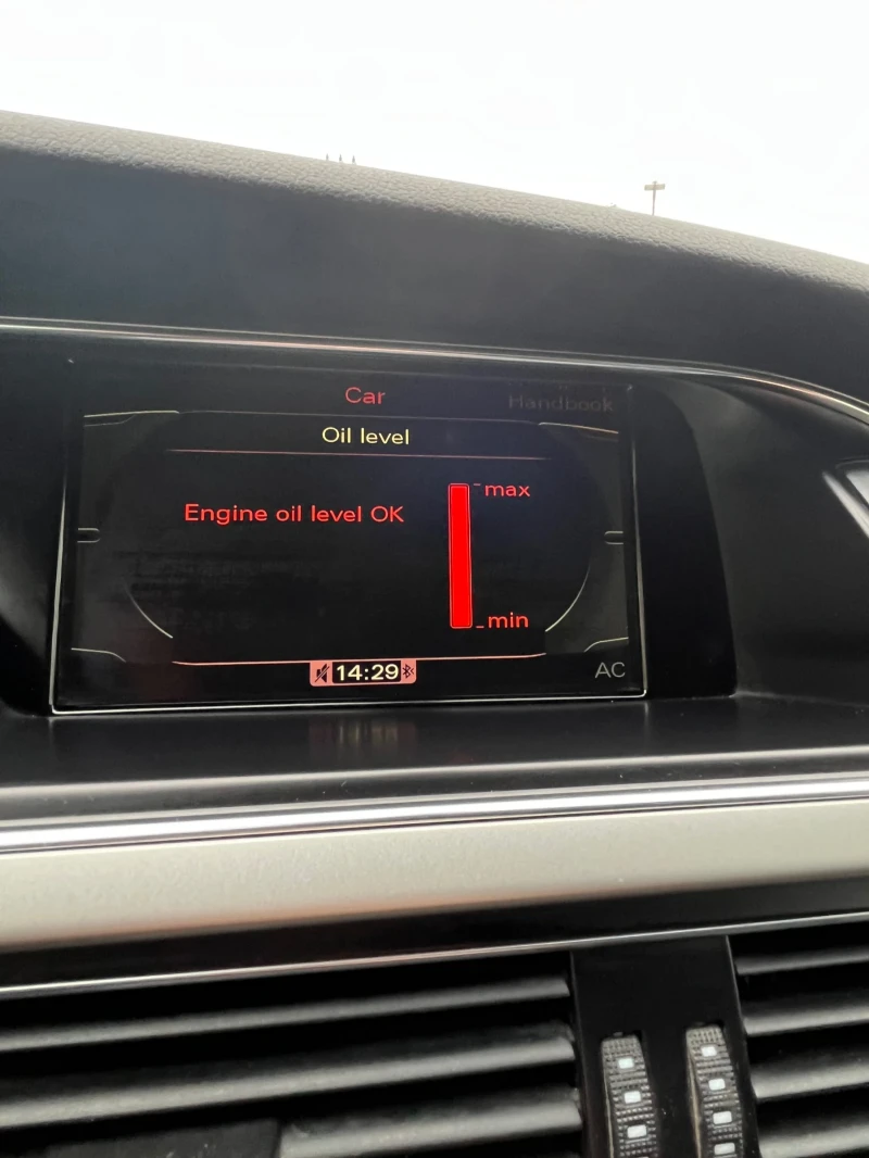 Audi A5 S-Line 2.0 TDI, снимка 15 - Автомобили и джипове - 53476318