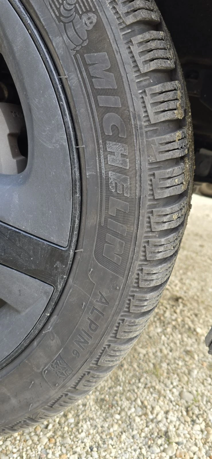 Toyota Prius XV5 - изображение 10