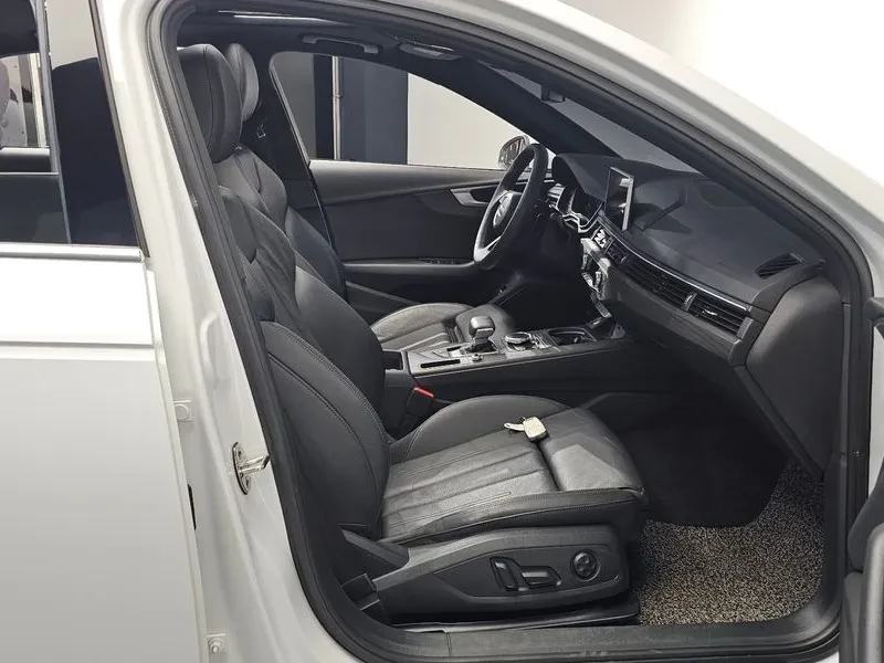 Audi A4 (B9) 40 Tfsi Premium, снимка 11 - Автомобили и джипове - 54994845