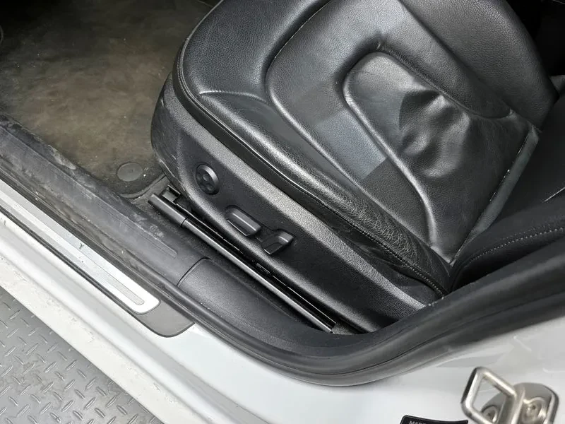 Audi A4 2.0 TDI - САМО 30% АВАНС, снимка 17 - Автомобили и джипове - 56114904