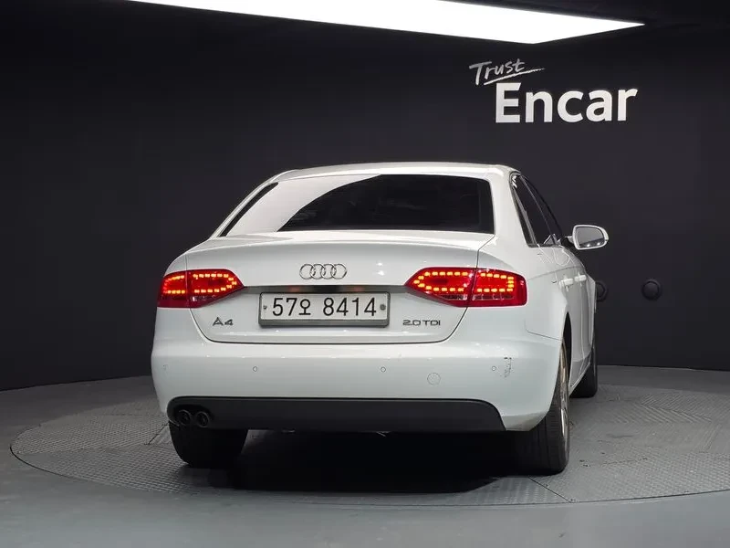 Audi A4 2.0 TDI - САМО 30% АВАНС, снимка 4 - Автомобили и джипове - 56114904