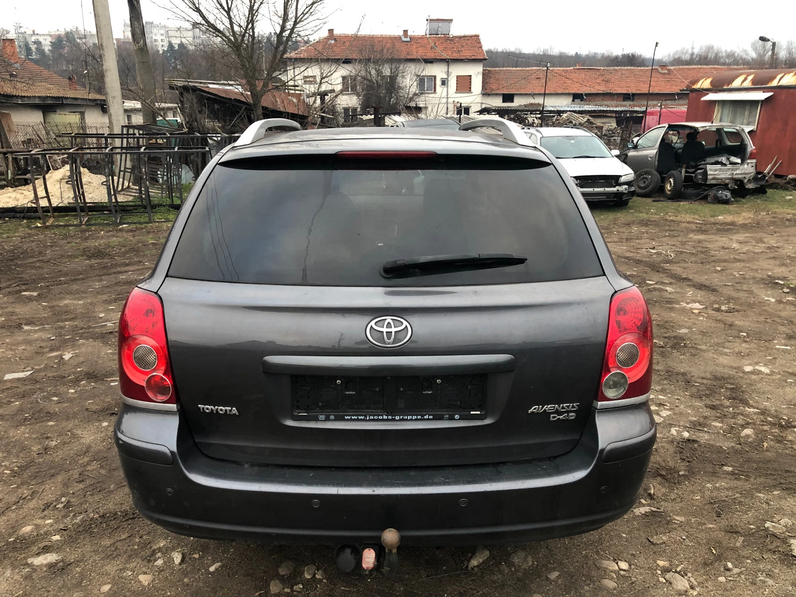 Toyota Avensis  2.2 D-CAT 177кс. НАД 150 БРОЯ НА ЧАСТИ - изображение 6