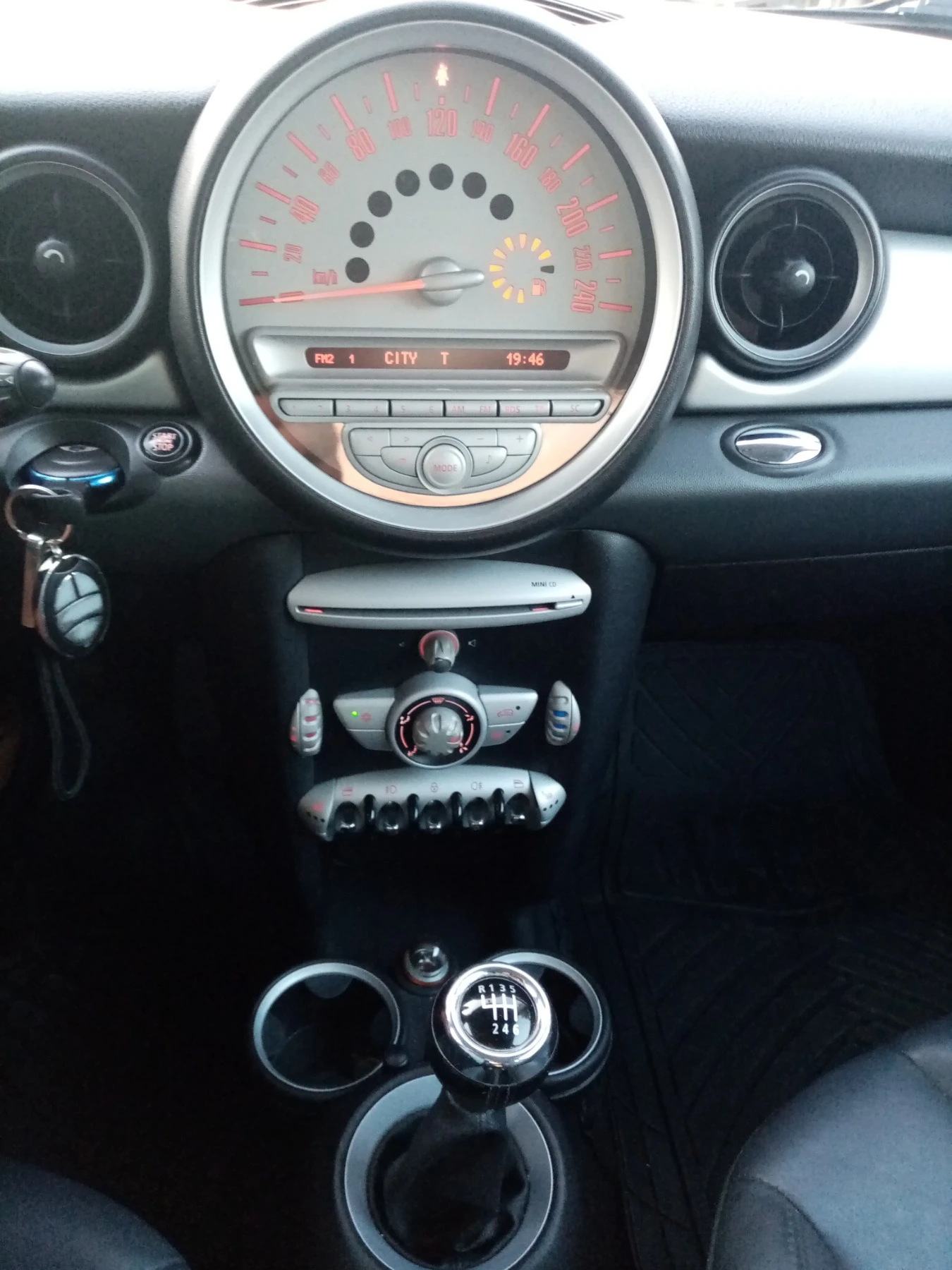 Mini Cooper 1.6 i 16V Facelift - изображение 8